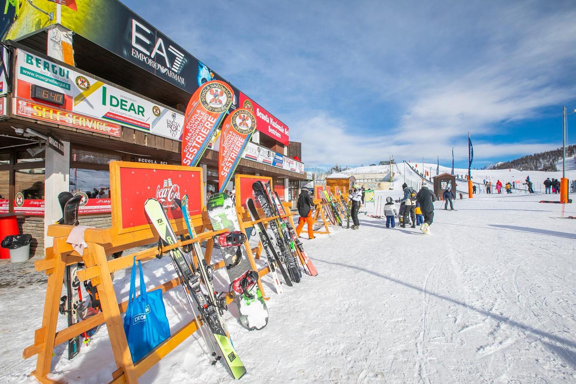 Studio Clotes Ski In - Ski Out - Happy Rentals Sauze D'Oulx Exterior photo
